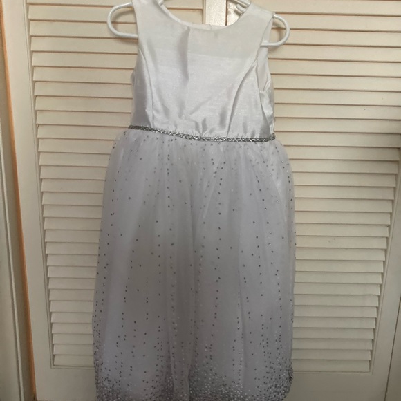 David's Bridal Flower Girl Dress Size 4 - Picture 3 of 5